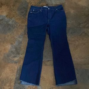 Nine waist ladies jeans.☃️